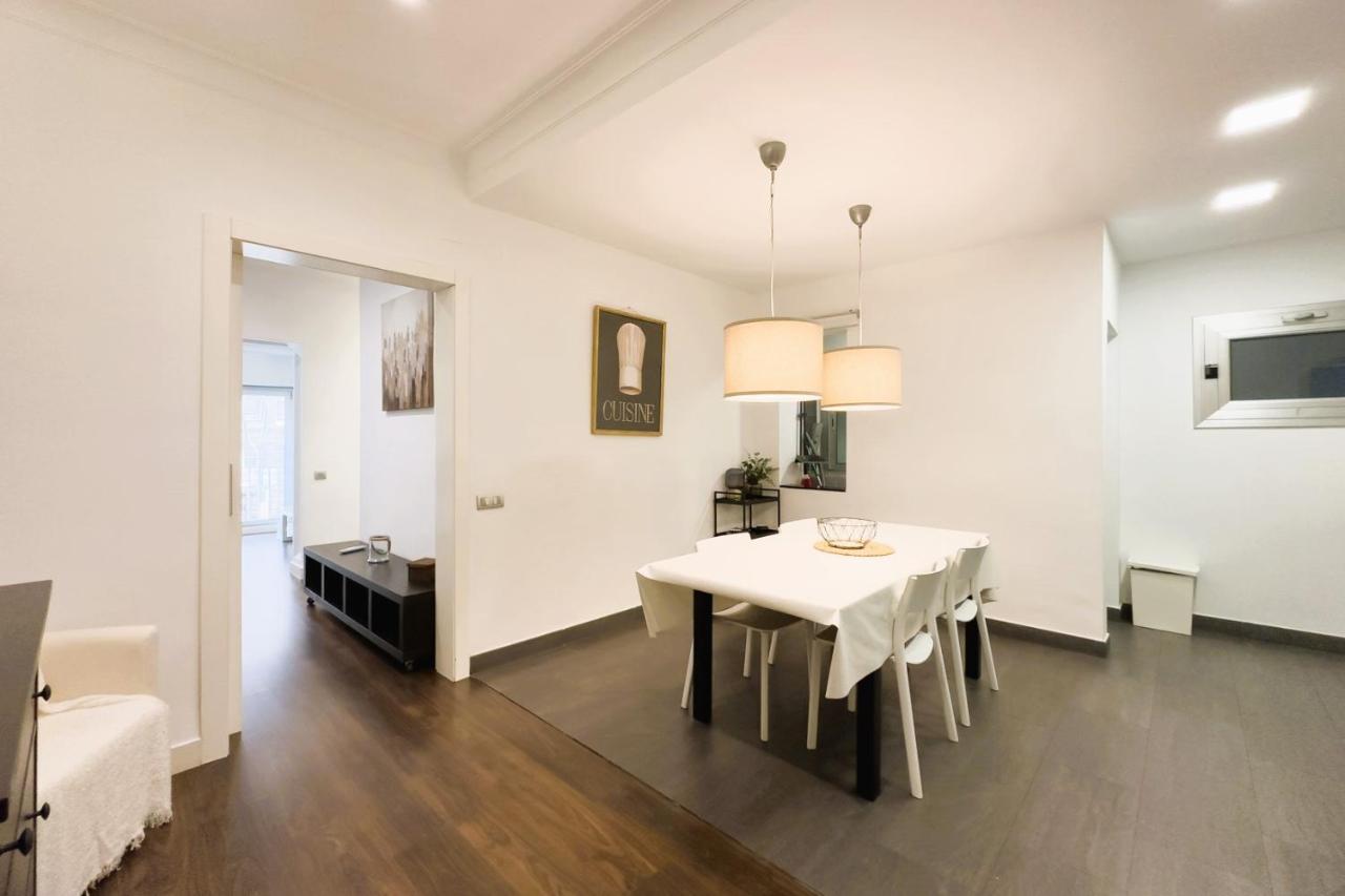 Key Sagrada Familia & Park Guell Apartment Barcelona Exterior photo