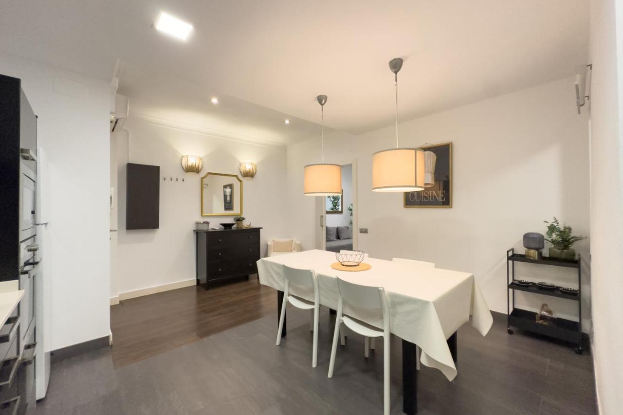 Key Sagrada Familia & Park Guell Apartment Barcelona Exterior photo